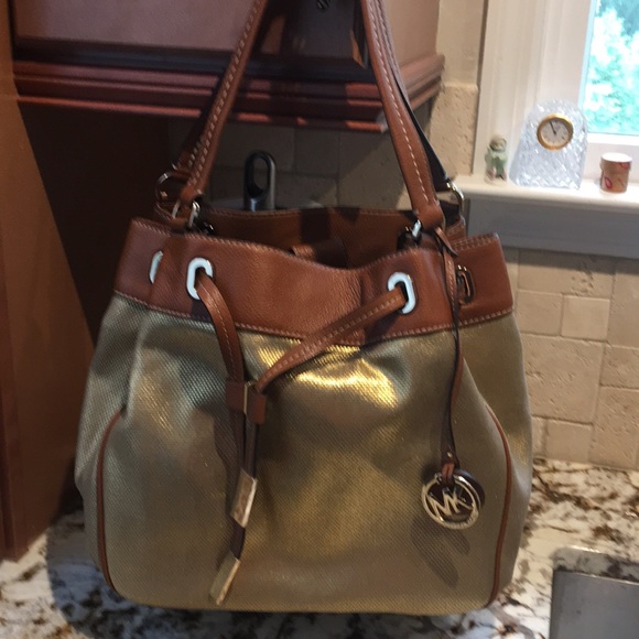 Michael Kors Tote - Picture 5 of 5